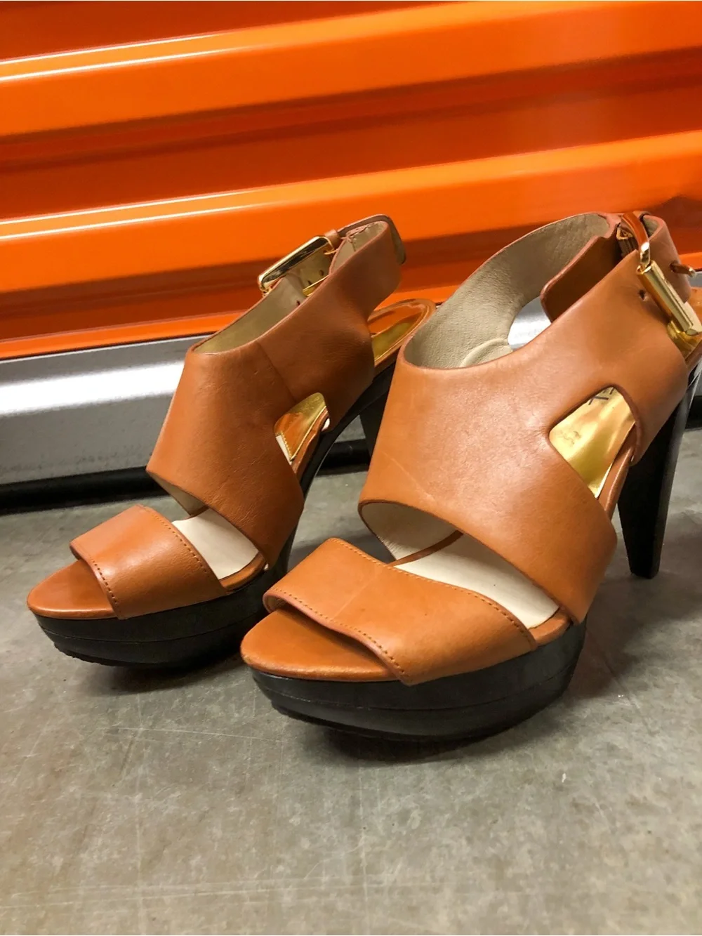 Michael Kors Josephine Cognac Leather Platform Heel Sandals 7M